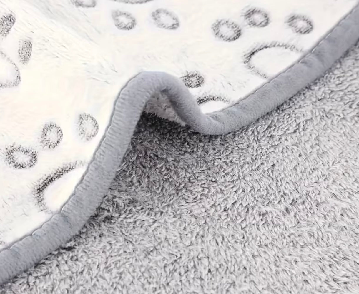 Pack of 1 Soft Flannel Blanket for Dogs and Cats