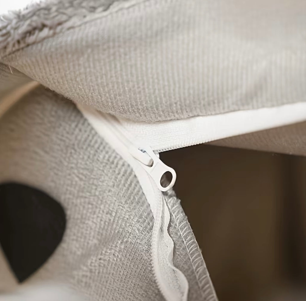Cosy house for cats and dogs