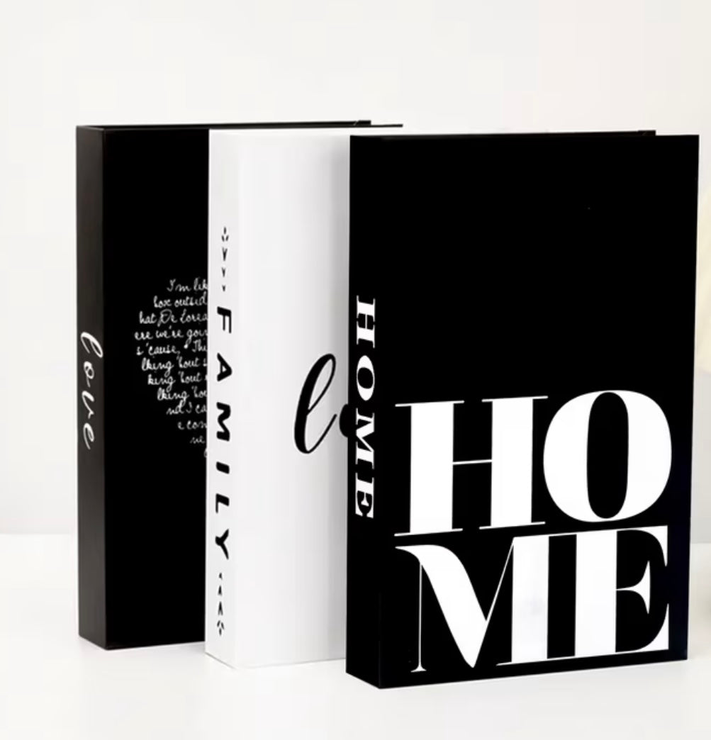 Set of 3 fake decorative books in paper, in black and white