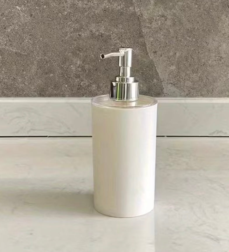 320 ml plastic hand soap bottle