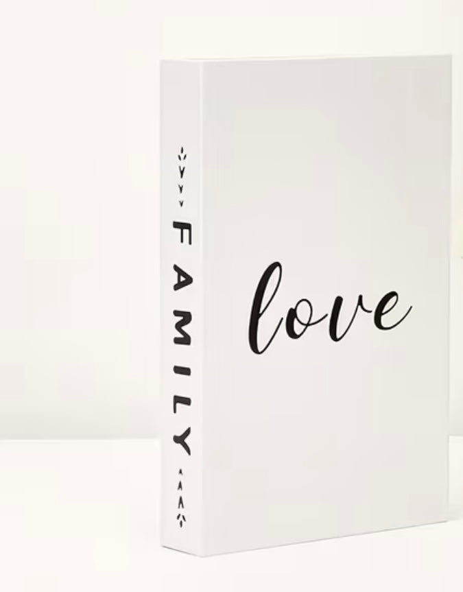 Set of 3 fake decorative books in paper, in black and white
