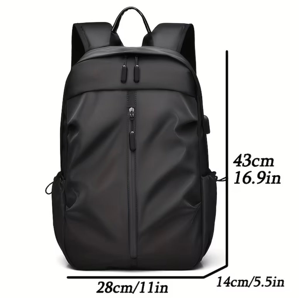 Fashionable unisex backpack in solid colour