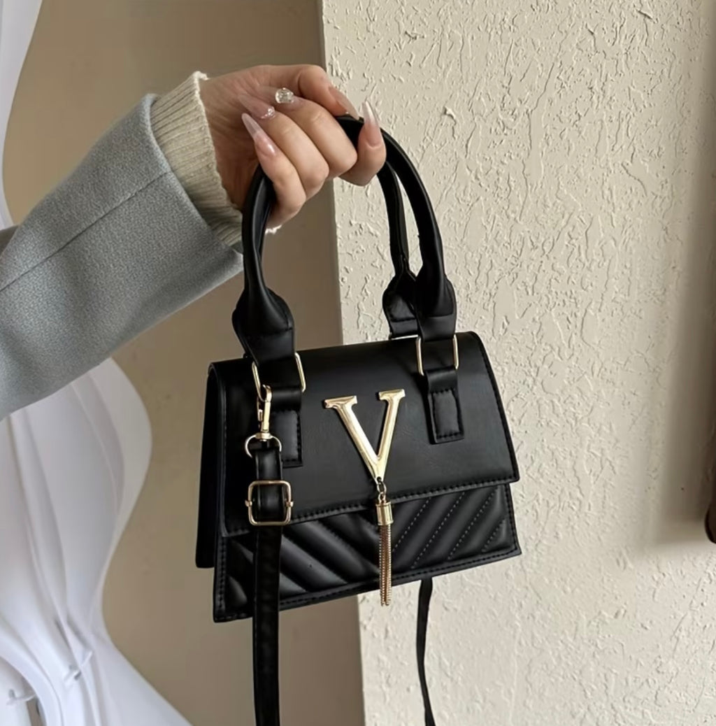 Women's hot chain bag