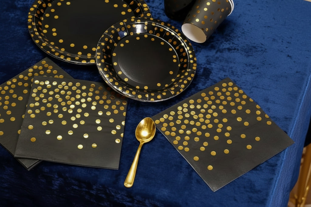 Set of 50 pieces of disposable tableware