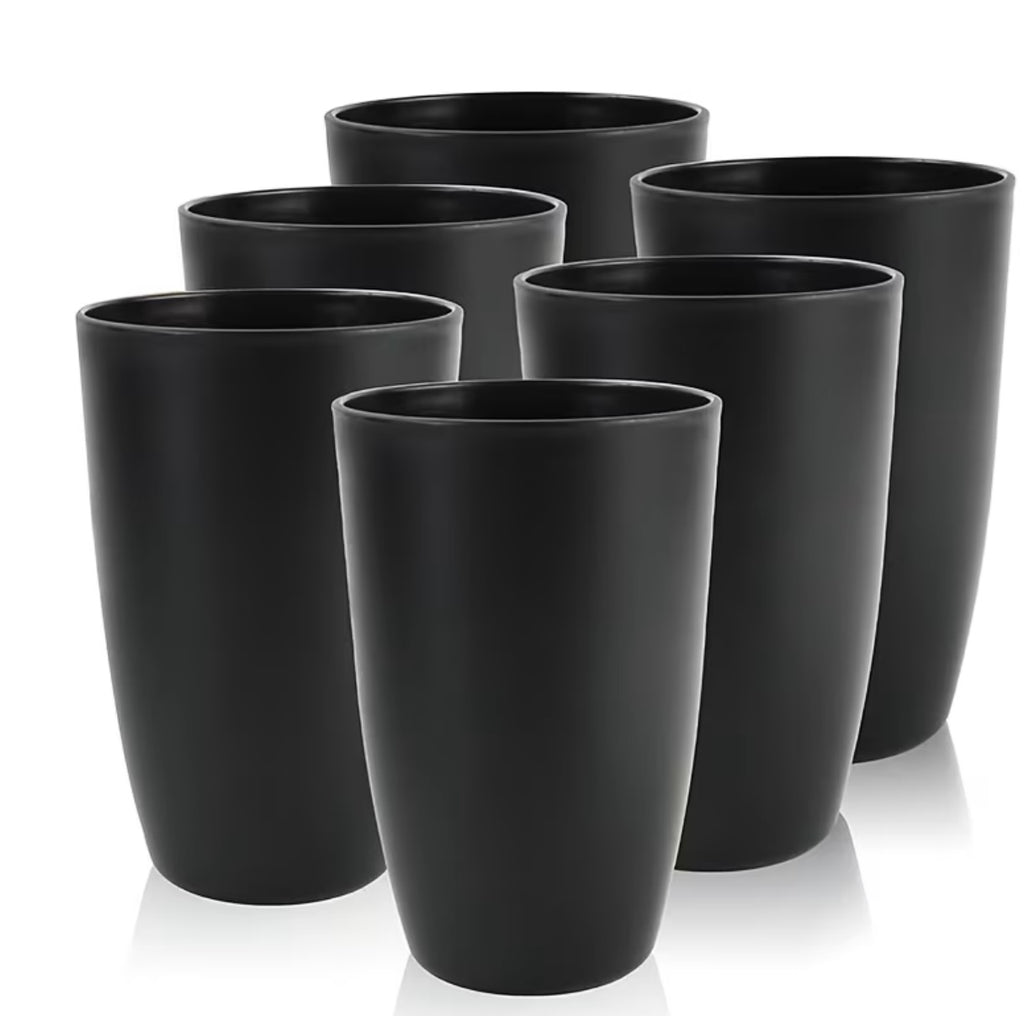 Set of reusable plastic glasses