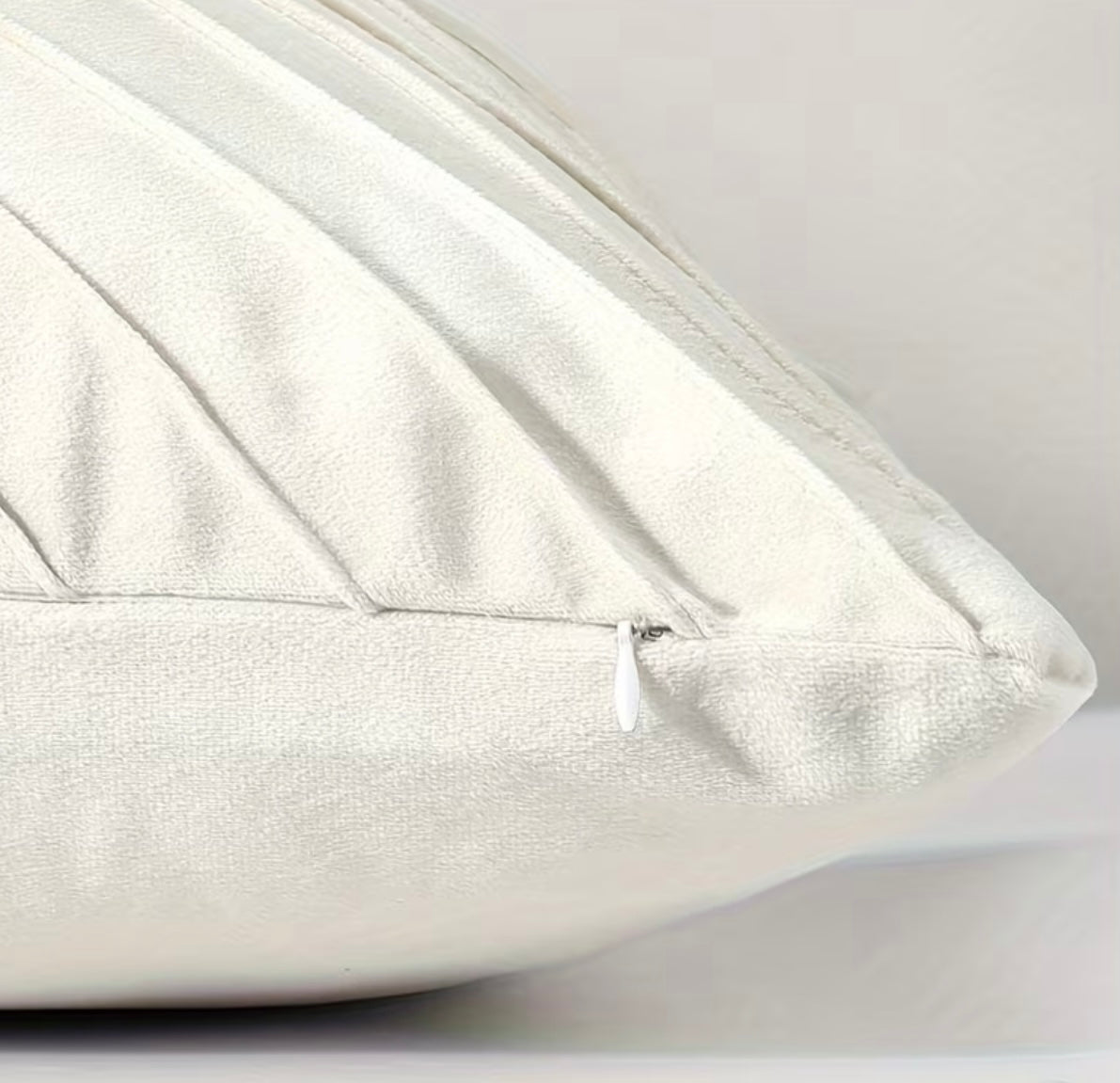 2 pieces of super soft velvet cushion cover 45x45cm