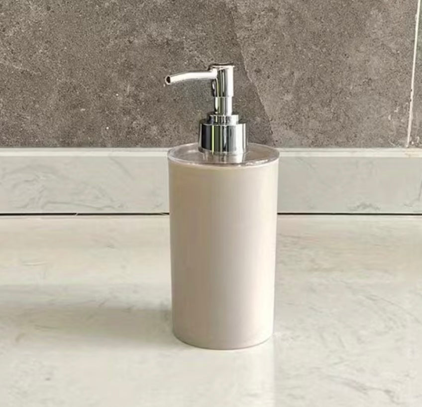 320 ml plastic hand soap bottle