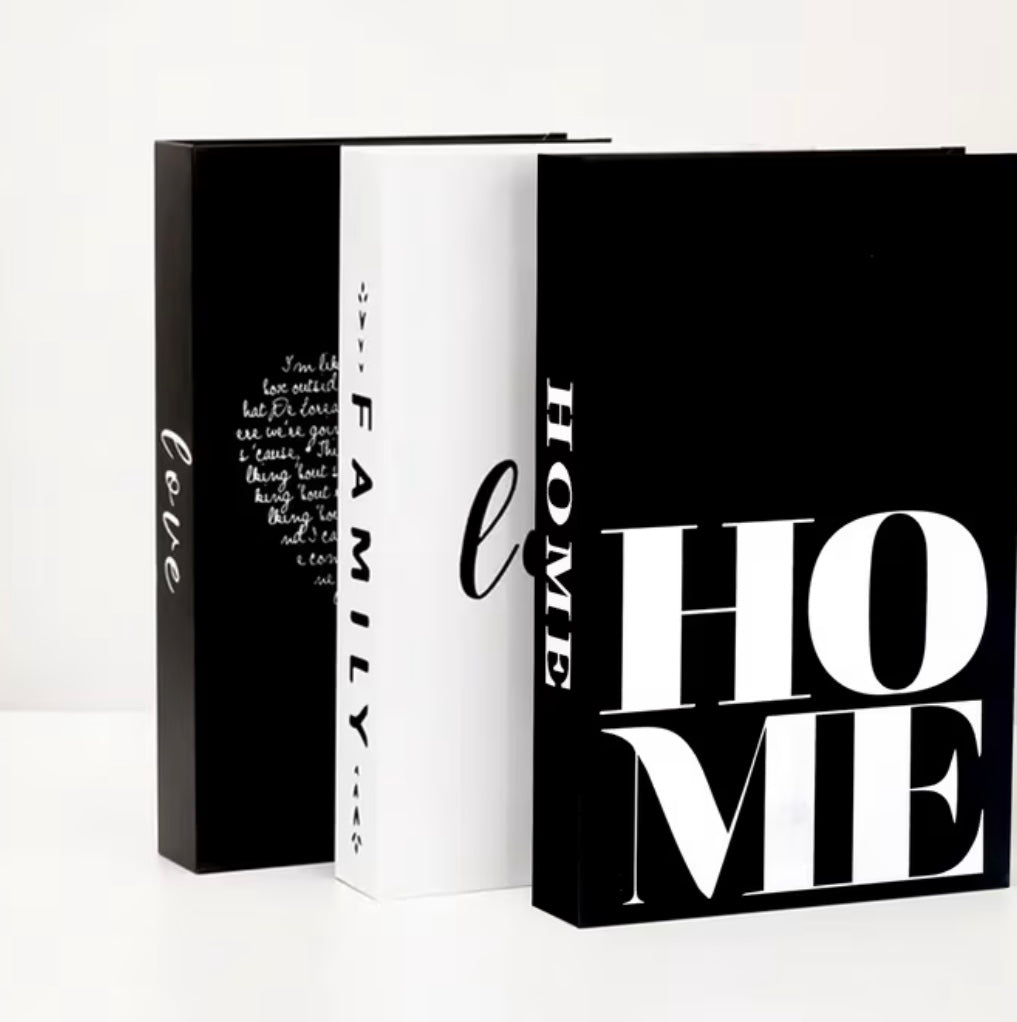 Set of 3 fake decorative books in paper, in black and white