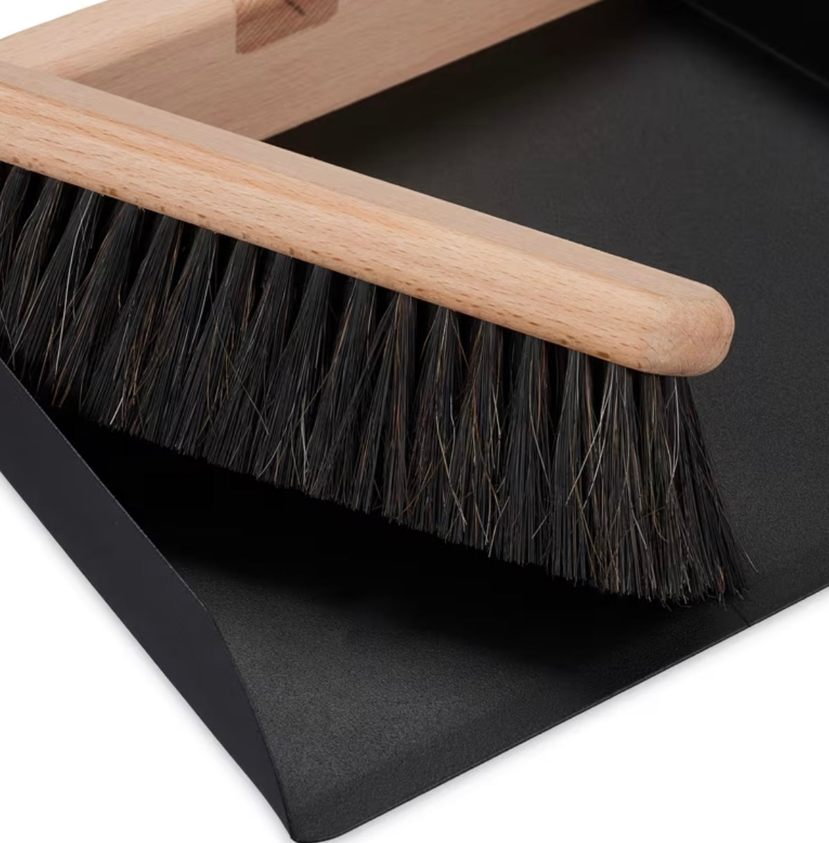 Set scopa e paletta in legno