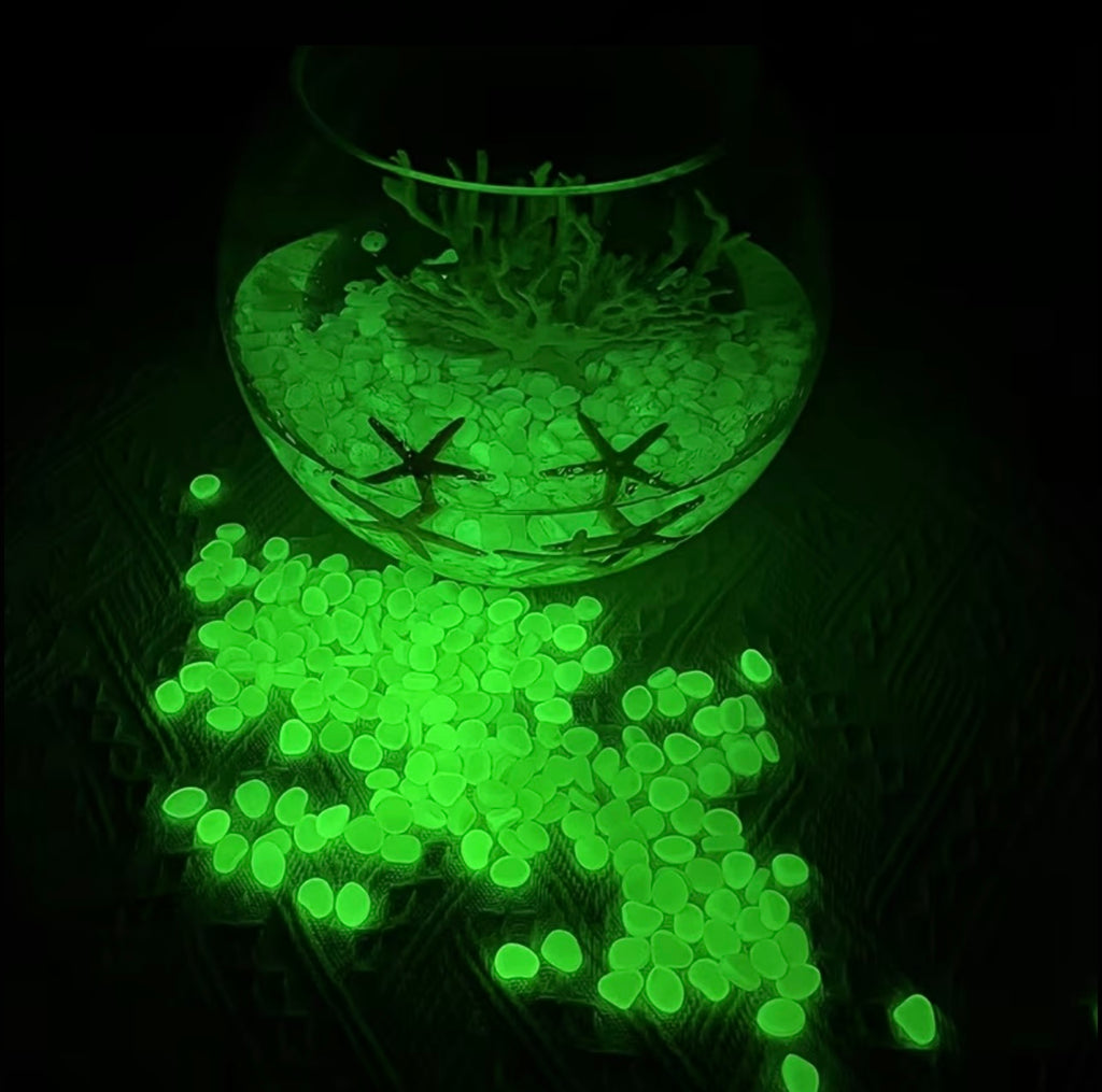 5 pcs Resin Pebbles, Phosphorescent Stones, Stones

Decorative Coloured