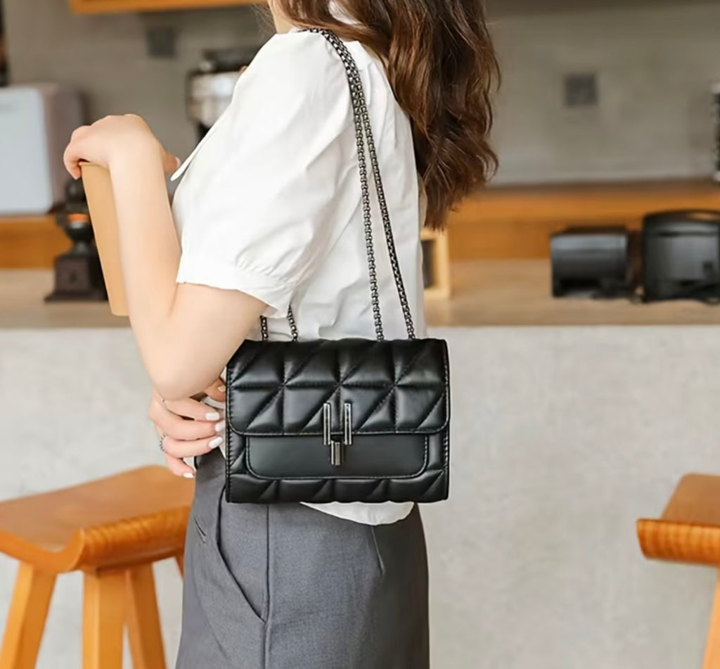 Women's black plaid shoulder bag
