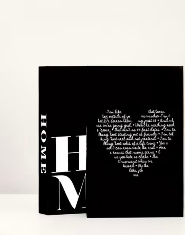 Set of 3 fake decorative books in paper, in black and white