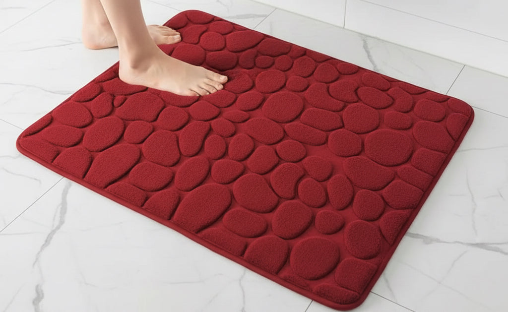 Soft and Absorbent Bath Mat with

Non-slip PVC bottom (60x40 CM)